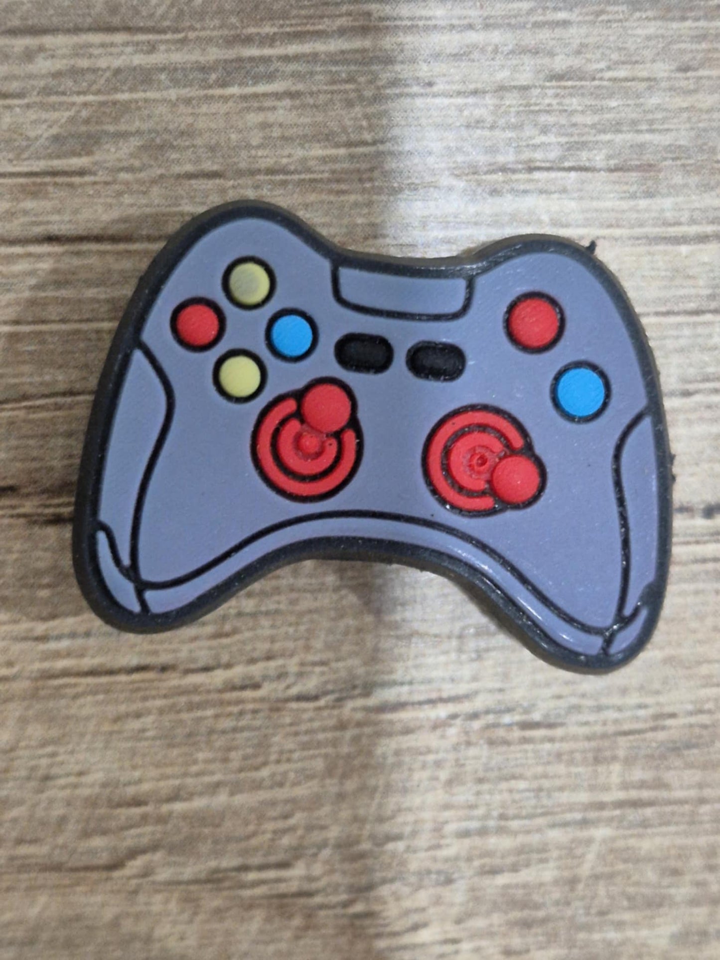 Retro Gaming/Electrical Charms